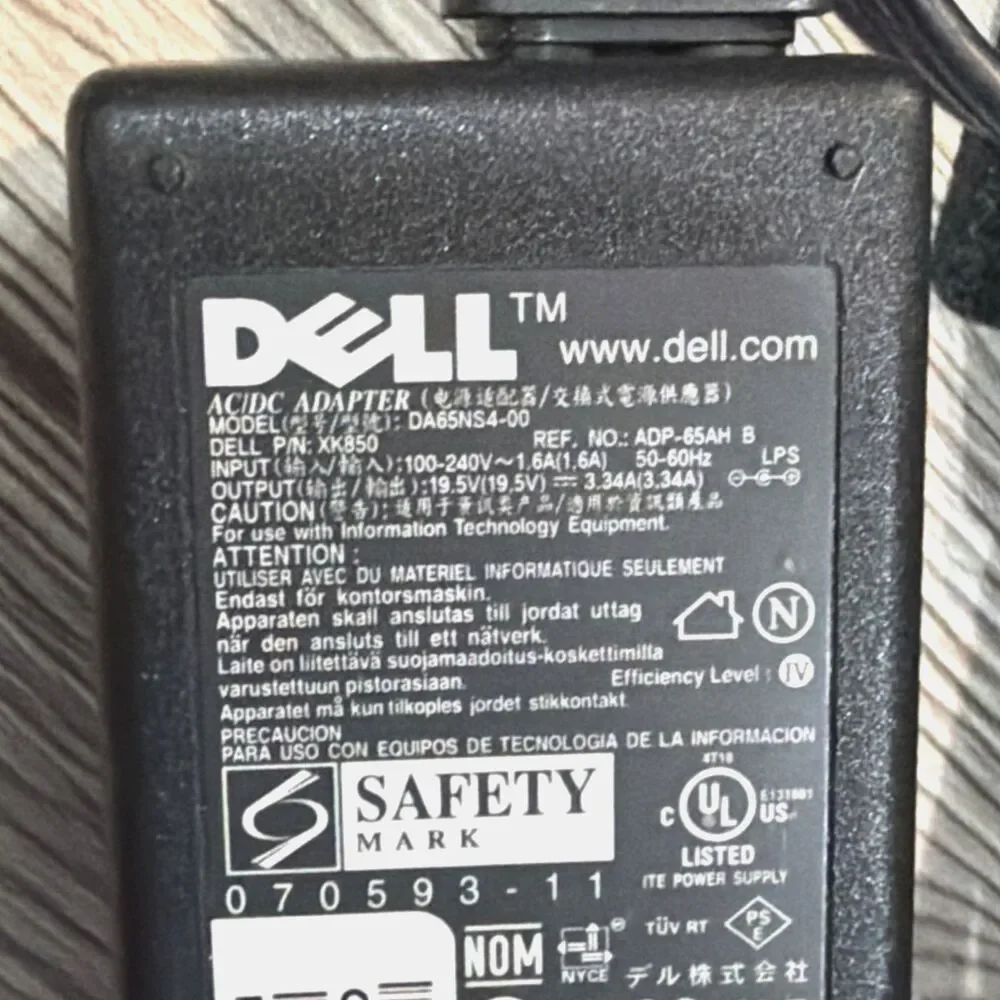 Genuine Dell 65W Laptop Charger AC Adapter DA65NS4-00 ADP-65AH 19.5V OEM